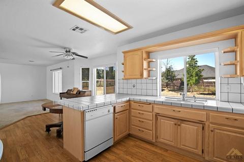18101 Rawhide Ct, Tehachapi, CA 93561 photo 9