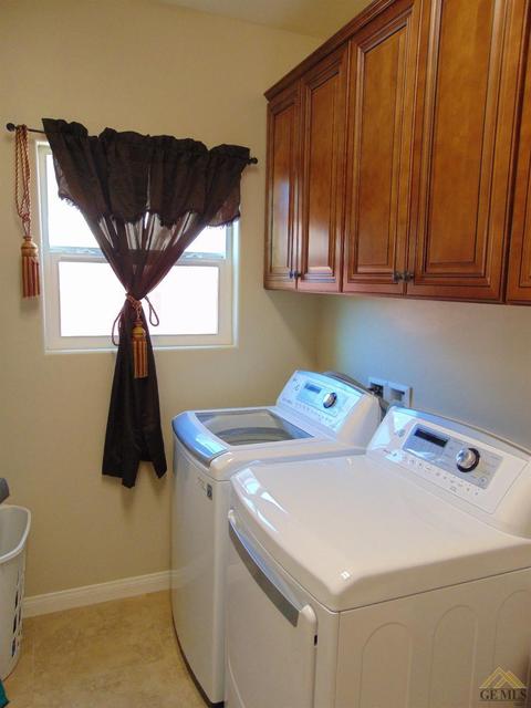 806 Mulberry St, Tehachapi, CA 93561 photo 21