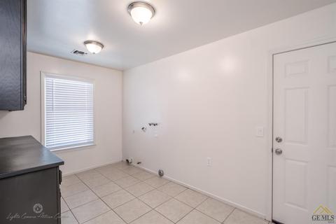 4332 Thatch Ave, Bakersfield, CA 93313 photo 11