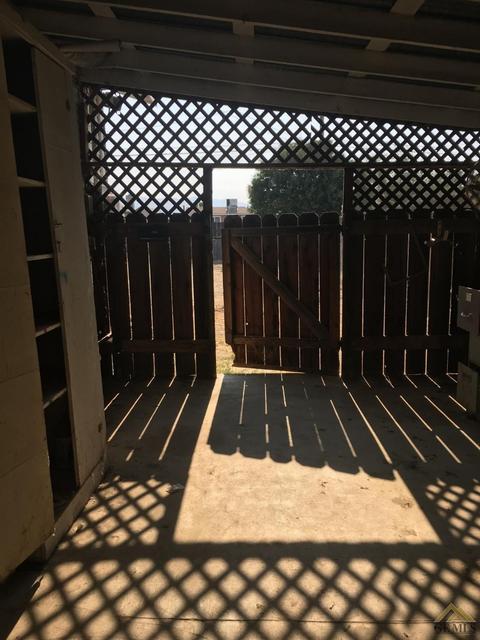 509 Pierce St, Taft, CA 93268 photo 4