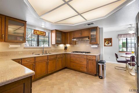 21804 Mariposa Rd, Tehachapi, CA 93561 photo 10