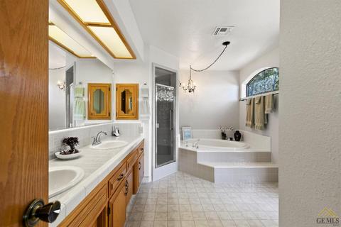 21804 Mariposa Rd, Tehachapi, CA 93561 photo 22