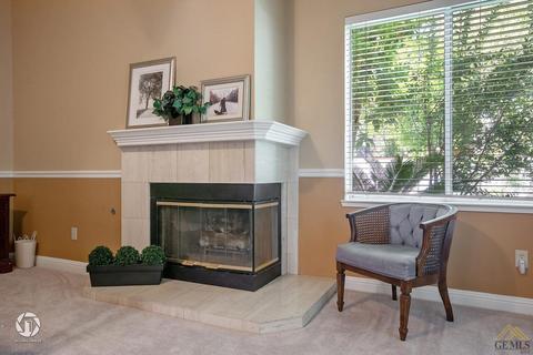 1504 Fieldspring Dr, Bakersfield, CA 93311 photo 24