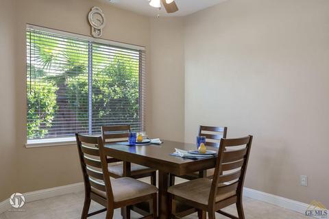 1504 Fieldspring Dr, Bakersfield, CA 93311 photo 19