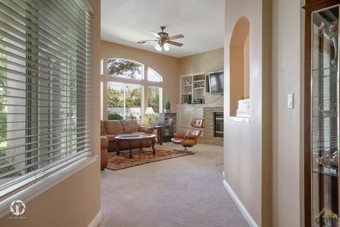 1504 Fieldspring Dr, Bakersfield, CA 93311 photo 10