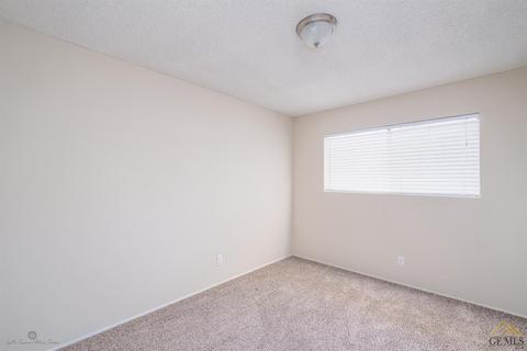 3200 Apollo St, Bakersfield, CA 93306 photo 11
