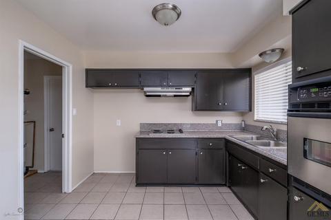 3200 Apollo St, Bakersfield, CA 93306 photo 5