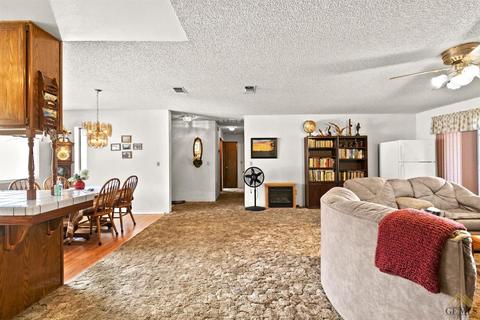 19300 Mustang Dr, Tehachapi, CA 93561 photo 12
