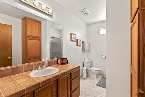 19300 Mustang Dr, Tehachapi, CA 93561 photo 14
