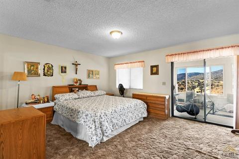 19300 Mustang Dr, Tehachapi, CA 93561 photo 17