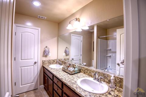 5712 Samuelson St, Bakersfield, CA 93313 photo 11