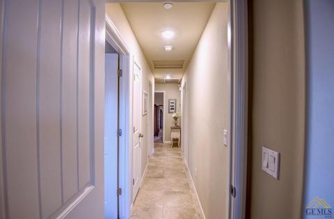 5712 Samuelson St, Bakersfield, CA 93313 photo 7