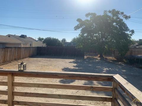 412 Taylor St, Taft, CA 93268 photo 11