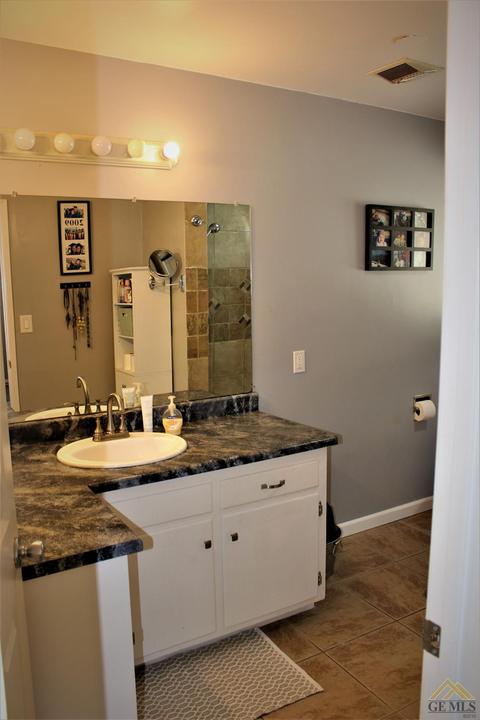 8024 Worthington St, Onyx, CA 93255 photo 10