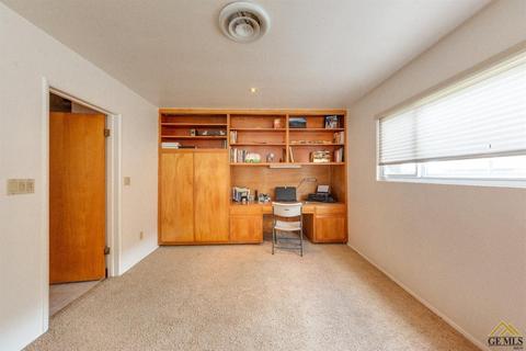 5279 Montecito Dr, Bakersfield, CA 93306 photo 15