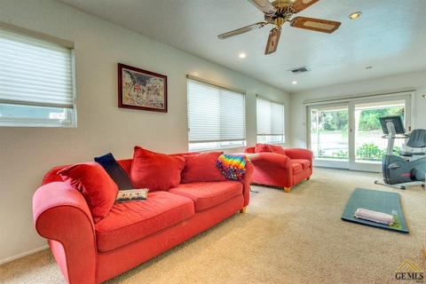 5279 Montecito Dr, Bakersfield, CA 93306 photo 13