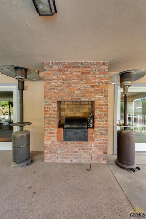 5279 Montecito Dr, Bakersfield, CA 93306 photo 29