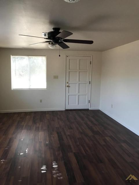 872 S Comanche Dr, Arvin, CA 93203 photo 7