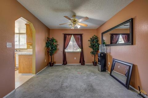 660 Lopez Ave, Shafter, CA 93263 photo 5