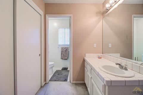 660 Lopez Ave, Shafter, CA 93263 photo 16