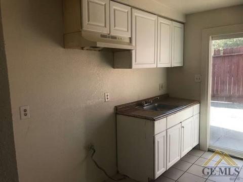 2000 Pacific St, Bakersfield, CA 93305 photo 9