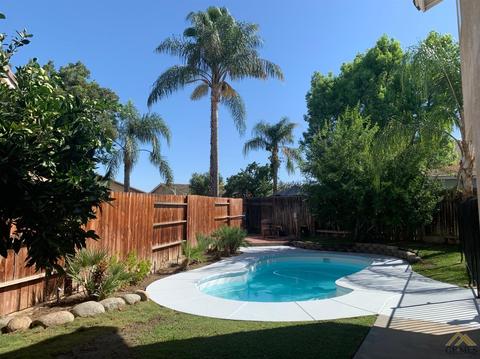 3710 Killarney Ct, Bakersfield, CA 93311 photo 4