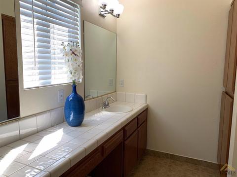 3710 Killarney Ct, Bakersfield, CA 93311 photo 21