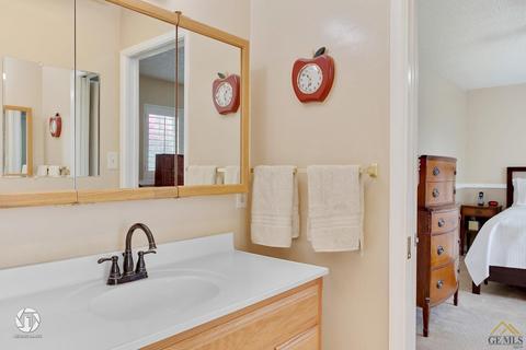416 Sierra St, Taft, CA 93268 photo 18