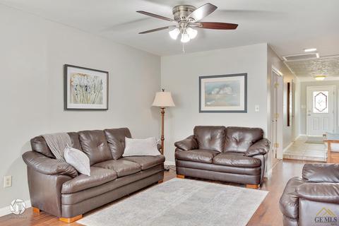 416 Sierra St, Taft, CA 93268 photo 4
