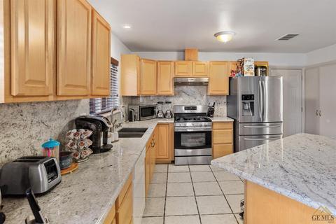 2400 9th St, Wasco, CA 93280 photo 11