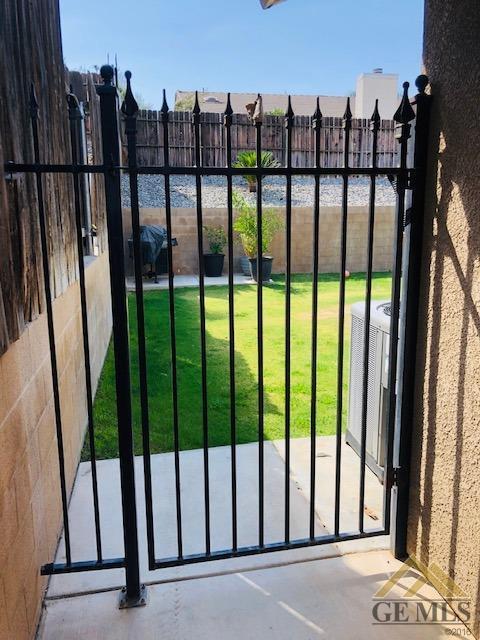 611 Westover Ave, Taft, CA 93268 photo 14