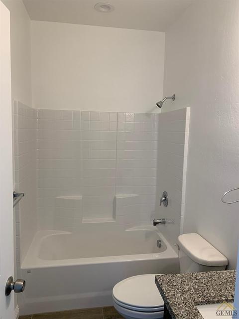 309 Buckeye Ave, Wasco, CA 92380 photo 9