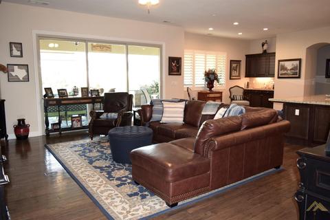 4126 Greendale Ct, Bakersfield, CA 93311 photo 4