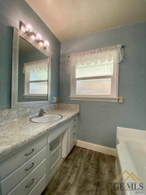 123 Lucard St, Taft, CA 93268 photo 14