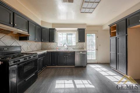 25421 Judith St, Arvin, CA 93203 photo 5