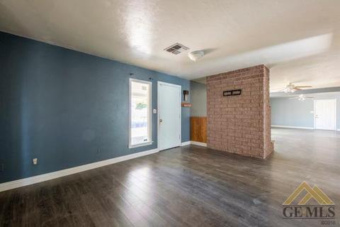25421 Judith St, Arvin, CA 93203 photo 16