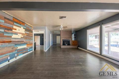 25421 Judith St, Arvin, CA 93203 photo 13
