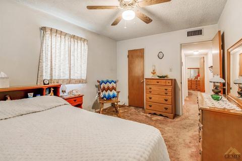 9808 Aim Ave, Bakersfield, CA 93307 photo 15