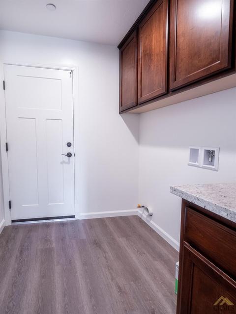 28161 Stallion Springs Dr, Tehachapi, CA 93561 photo 11