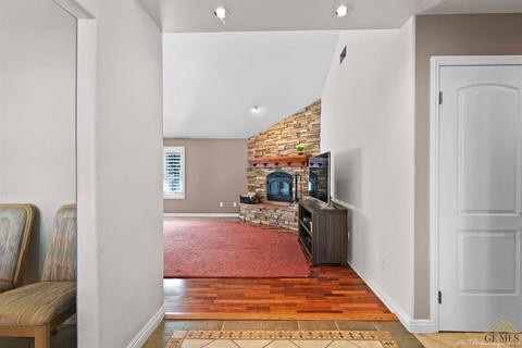 19400 Moon Way, Tehachapi, CA 93561 photo 13