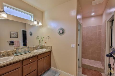 3904 Pine Bend Way, Shafter, CA 93263 photo 11