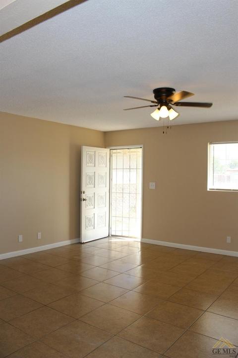 1500 Ivan Ave, Bakersfield, CA 93304 photo 4
