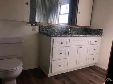 507 Fillmore St, Taft, CA 93268 photo 5