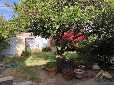 402 Stokes Ln, Taft, CA 93268 photo 11