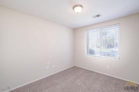 4520 Bluestone Dr, Bakersfield, CA 93311 photo 3