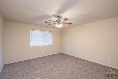 4520 Bluestone Dr, Bakersfield, CA 93311 photo 8