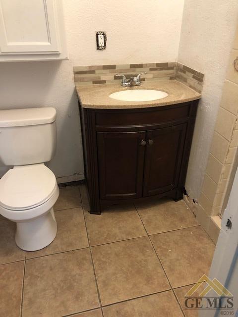 315 315 Atkinson Ave, Shafter, CA 93263 photo 7