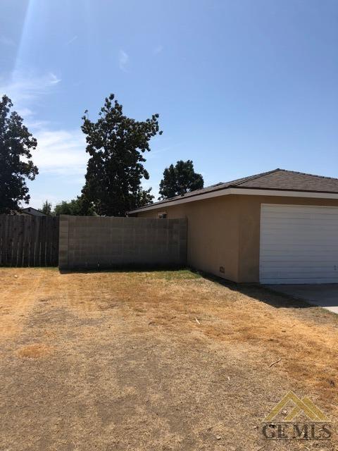 315 315 Atkinson Ave, Shafter, CA 93263 photo 14