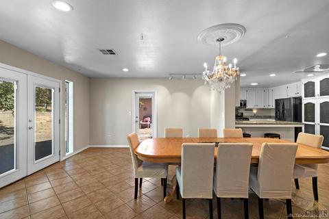 28021 Black Gold Way, Tehachapi, CA 93561 photo 10