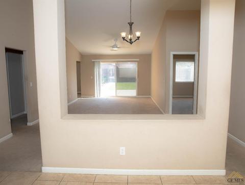 4703 Chinta Dr, Bakersfield, CA 93313 photo 3